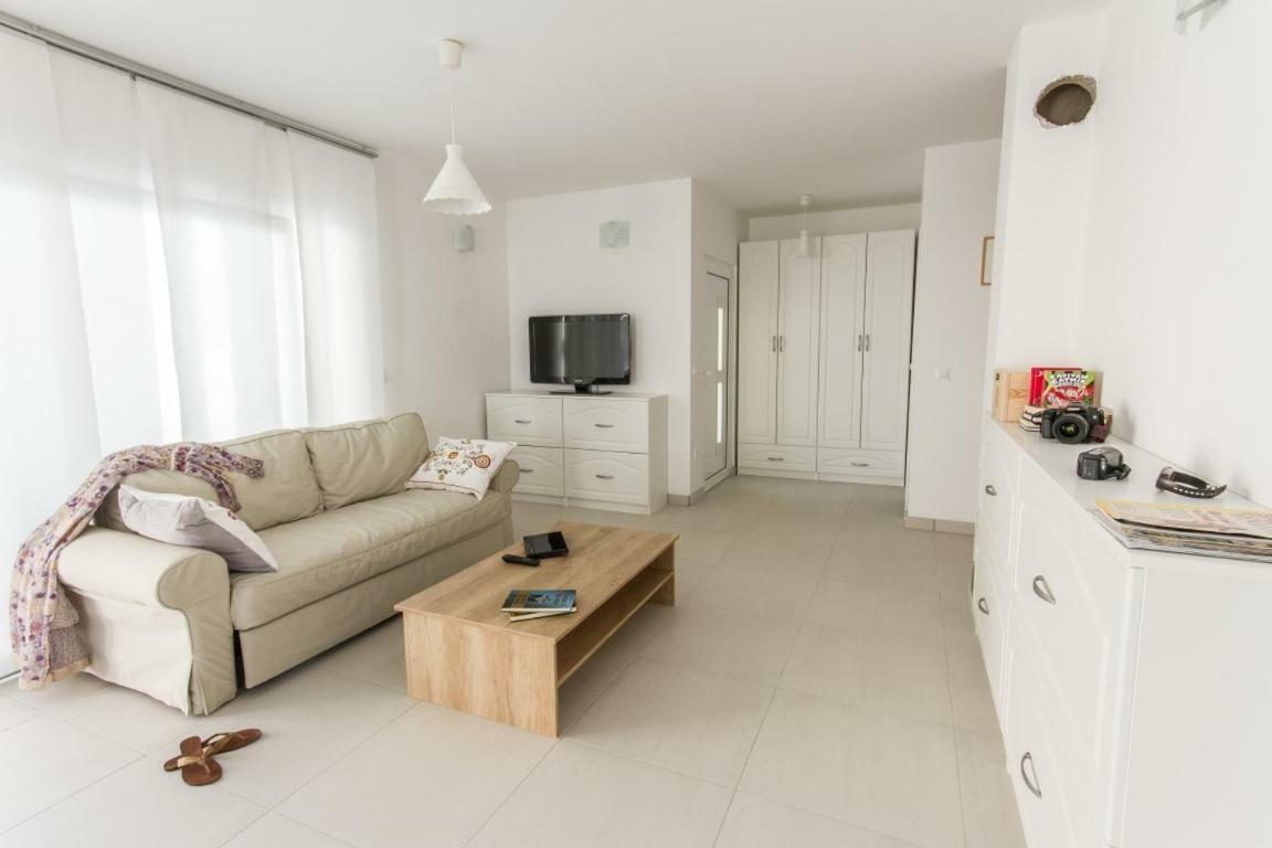 House Sunny Rock Baska Vila Exterior foto
